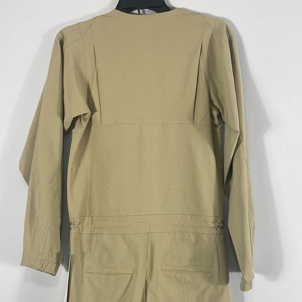Lululemon Ventlight Zippered, Flight Suit,Tan, Khaki,Drawstring,Onesie,Size 2 - Picture 7 of 15